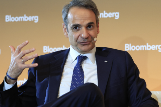 Μητσοτάκης στο συνέδριο Bloomberg: «Η Ευρώπη δεν θα εμπλακεί στρατιωτικά» στο Ιράν